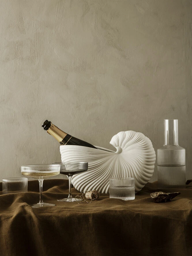 Ferm LIVING Ripple Verrines - Set Of 4 - Clear 6 Ferm LIVING Ripple Verrines - Set Of 4 - Clear - Billede 6